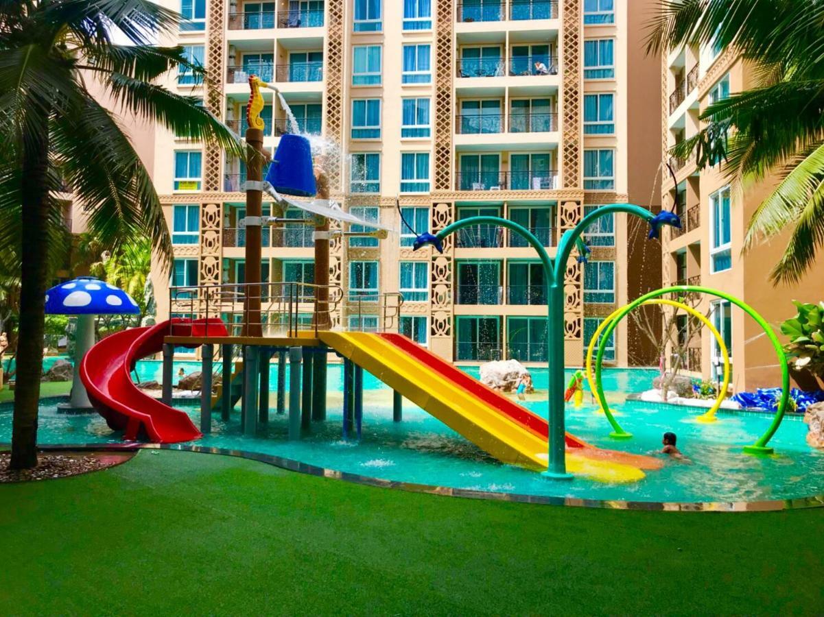 Atlantis Condo Resort Jomtian Pattaya Pantai Jomtien Bagian luar foto
