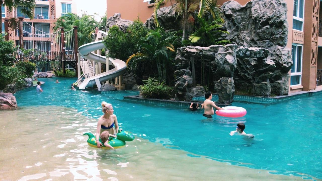 Atlantis Condo Resort Jomtian Pattaya Pantai Jomtien Bagian luar foto